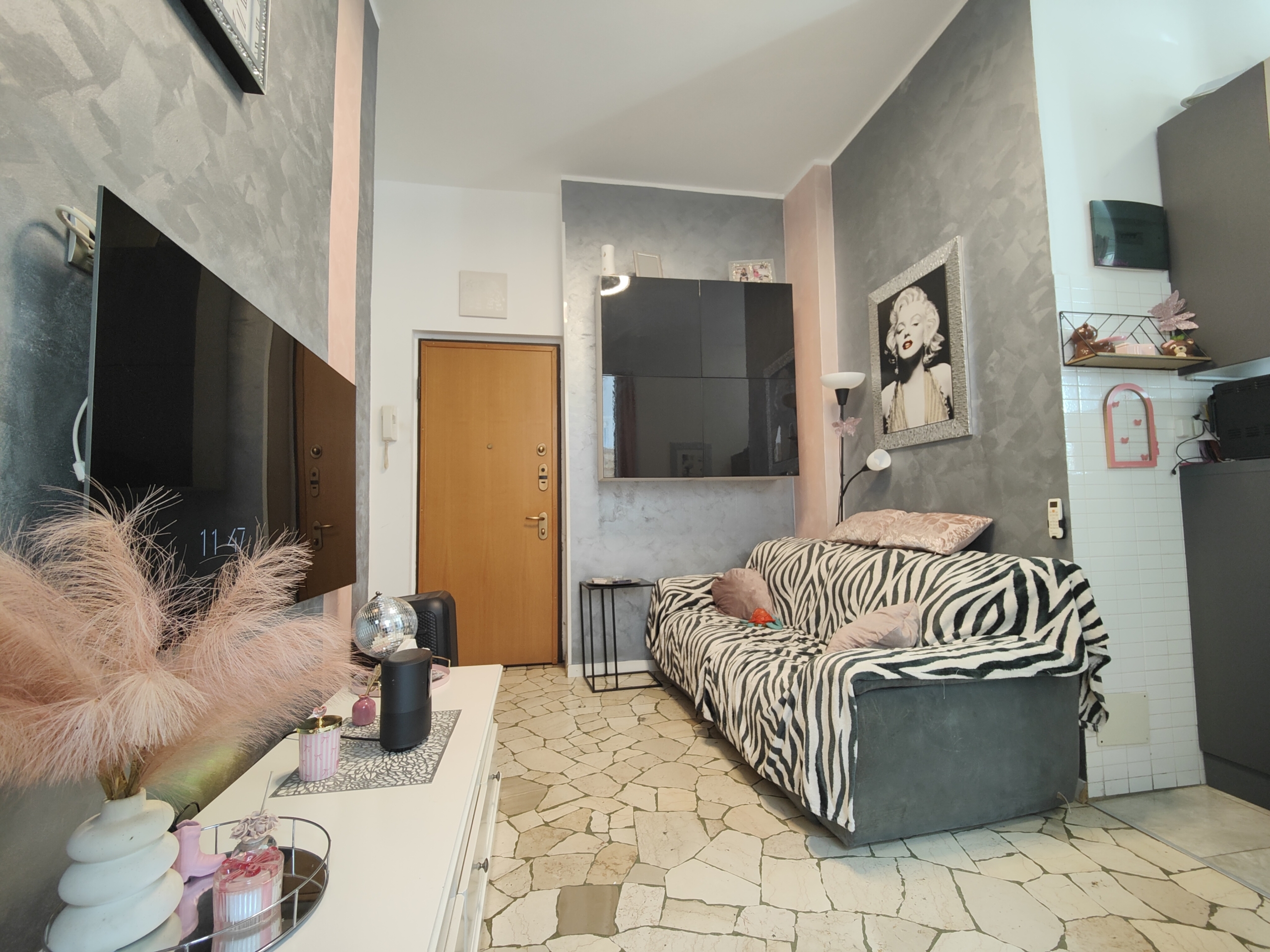 IMG20260328114749 3 locali di 64 mq oltre terrazzo 40 mq
