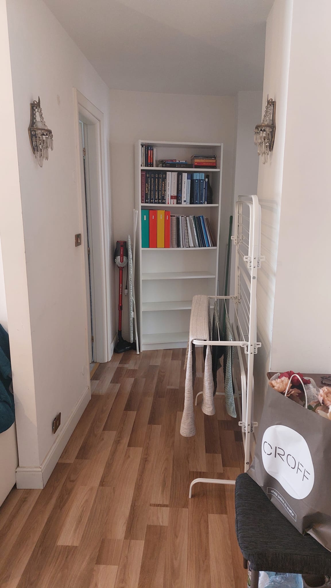 10. Corridoio Ampio trilocale ideali per studenti – Città Studi