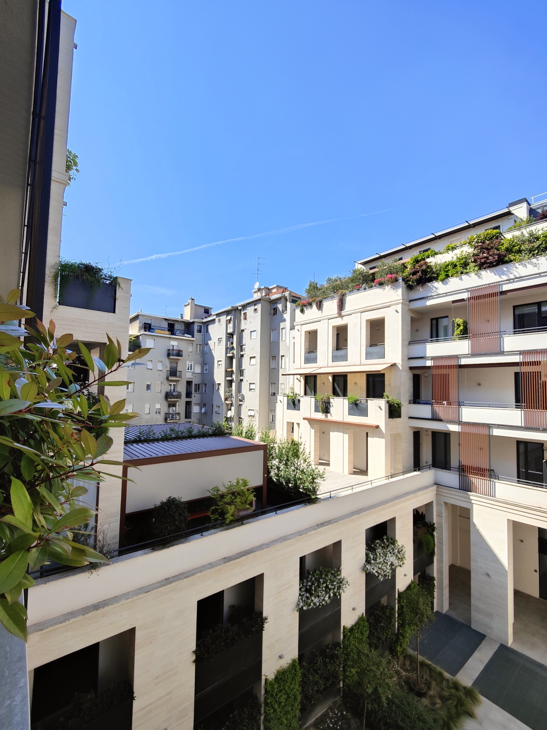 IMG20260423155226 3 locali residenza in Washington Building + possibilità box doppio